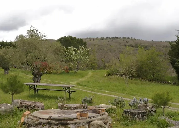 Κάμπινγκ Roulotte Bugarach