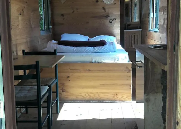 Κάμπινγκ Roulotte *